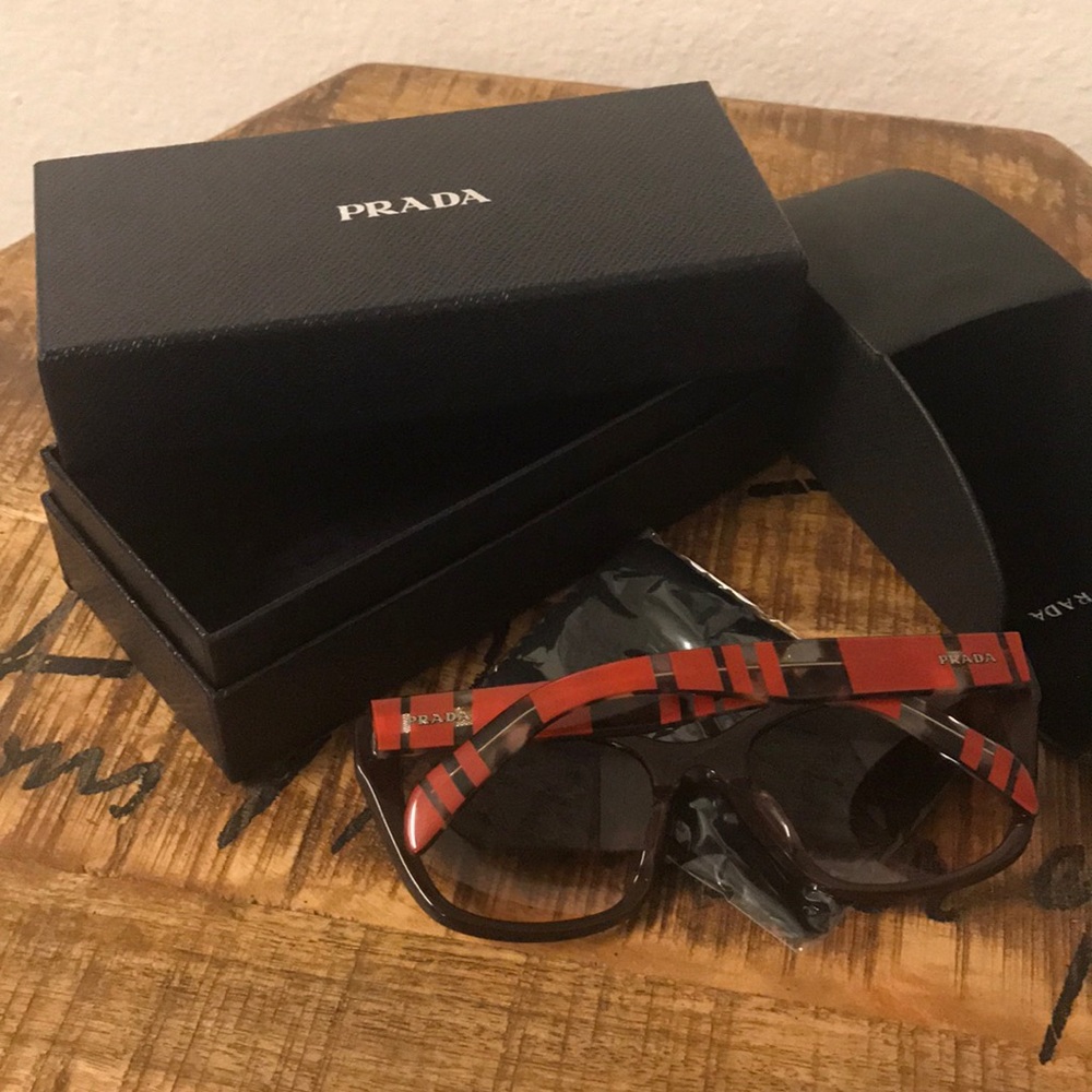 Prada Tortoise Shell & Red Frame Sunglasses - image 8